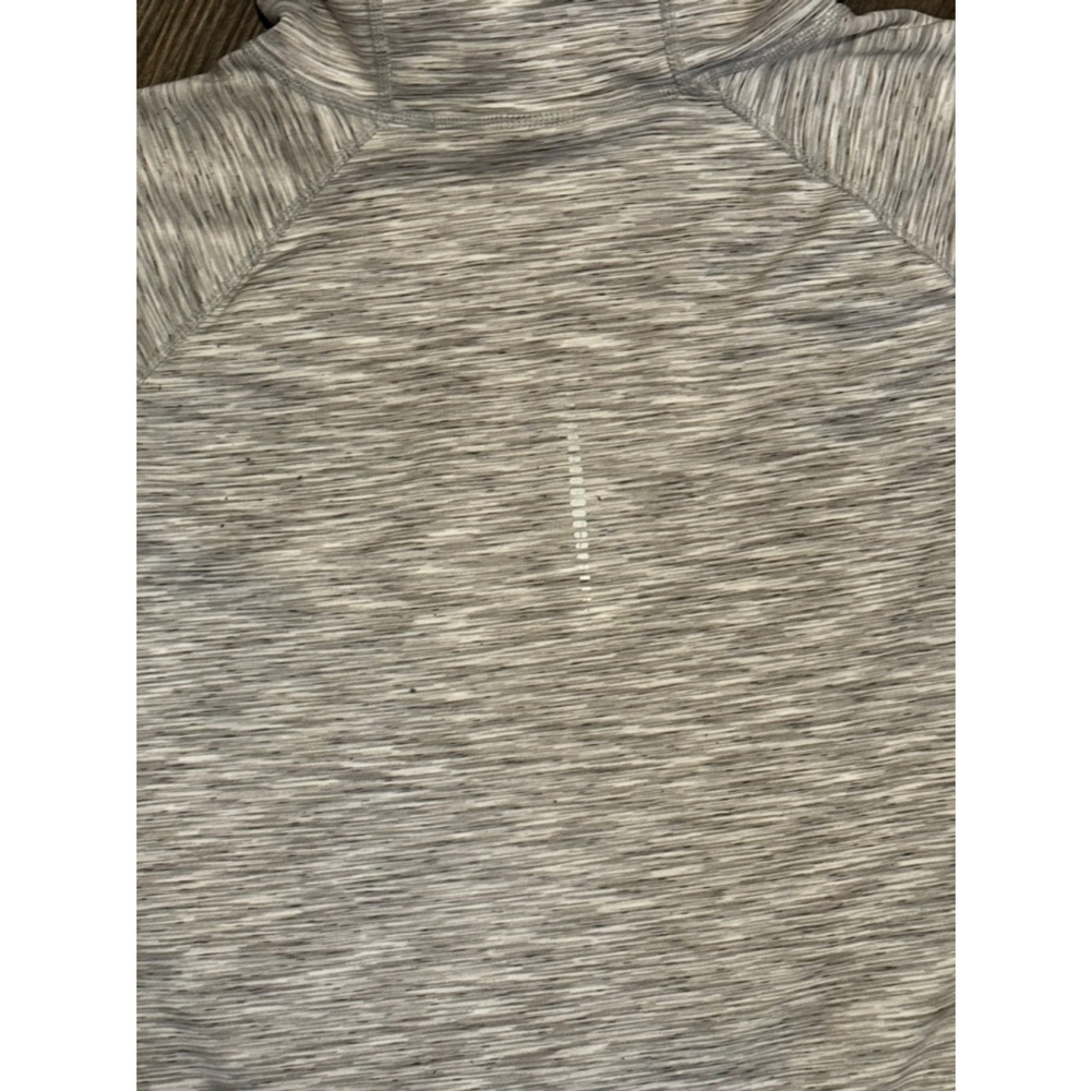 GapFit Women’s Orbital Fleece Hoodie Gray Matter Fitted Hoodie Size Medium​​​​​ - Picture 12 of 12